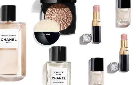 Specchietti CHANEL per il make up 